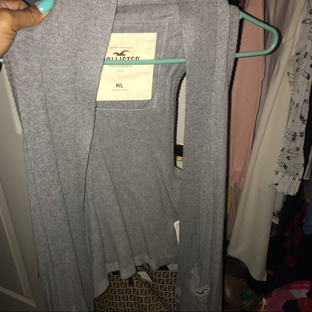 Sweater - Picture 3 of 3